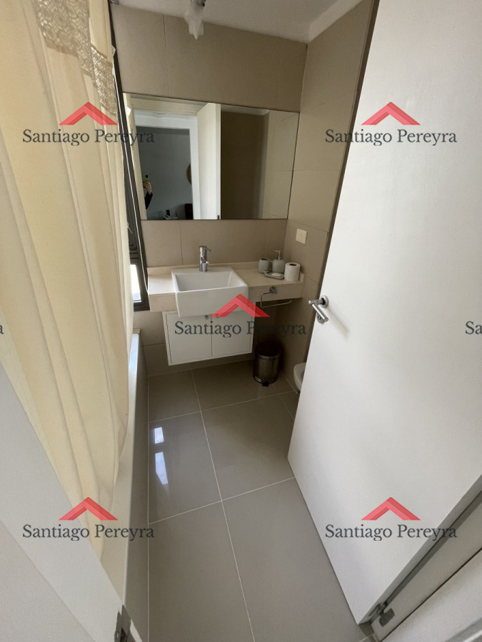 Apartamento ID.14436 - Apartamento de dos dormitorios en venta, piscina climatizada, mucama, barbacoa, sala de cine