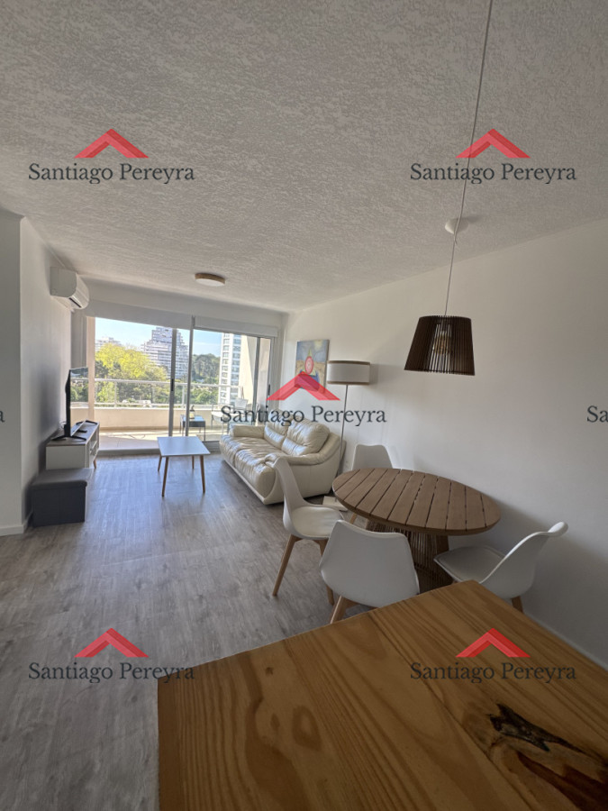 Apartamento ID.17006 - Apartamento de dos dormitorios con servicios en venta!!  