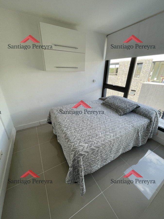 Apartamento ID.14436 - Apartamento de dos dormitorios en venta, piscina climatizada, mucama, barbacoa, sala de cine