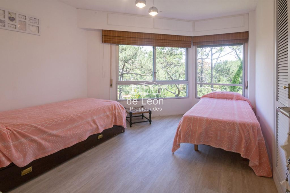 Apartamento ID.14886 - Apartamento en Roosevelt - Punta del Este 3 dormitorios y dependencia 