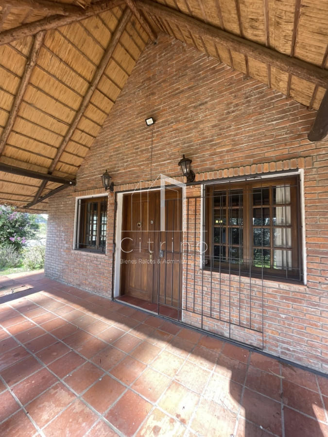 Casa ID.1589 - Casa en venta en Jardines de Cordoba ,  excelente zona 
