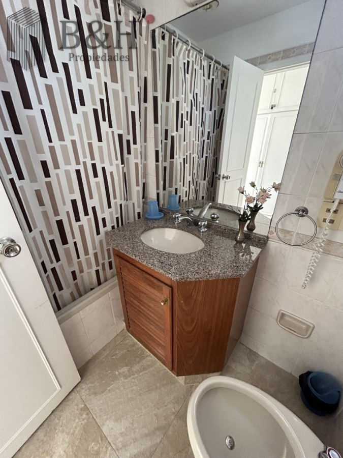 Apartamento ID.2959 - Apartamento en venta de 3 dormitorios en Aidy Grill , Punta del Este 