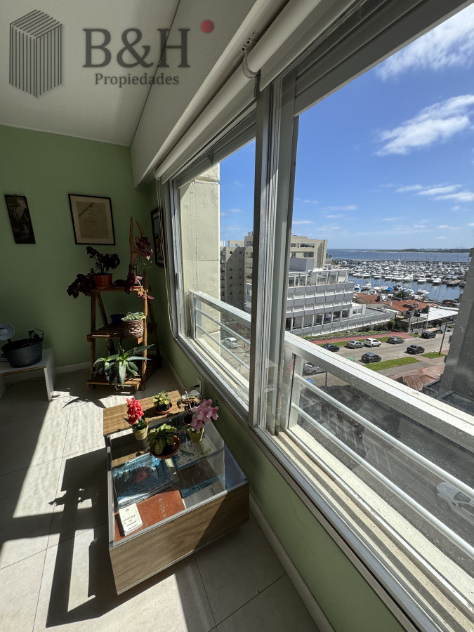 Apartamento ID.5862 - Apartamento de dos dormitorios en venta en Peninsula , Punta del Este 