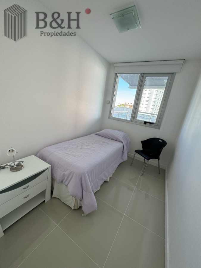 Apartamento ID.8119 - Apartamento de 2 dormitorios en venta en Punta del Este 