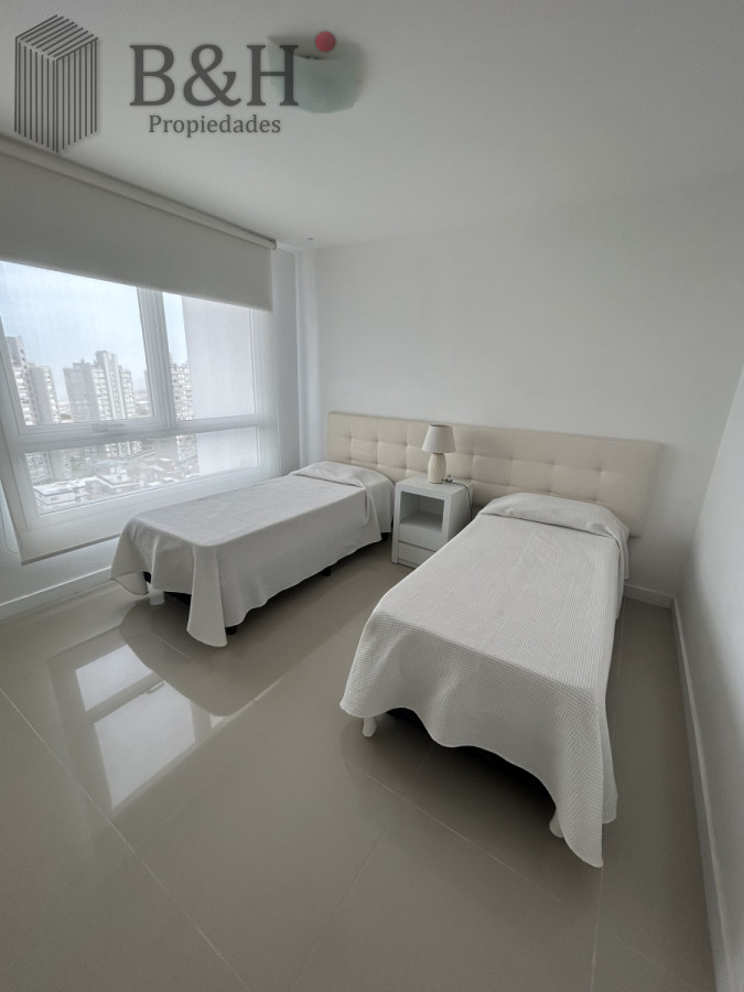 Apartamento ID.3052 - Apartamento en venta Sobre Chiverta - Punta del Este