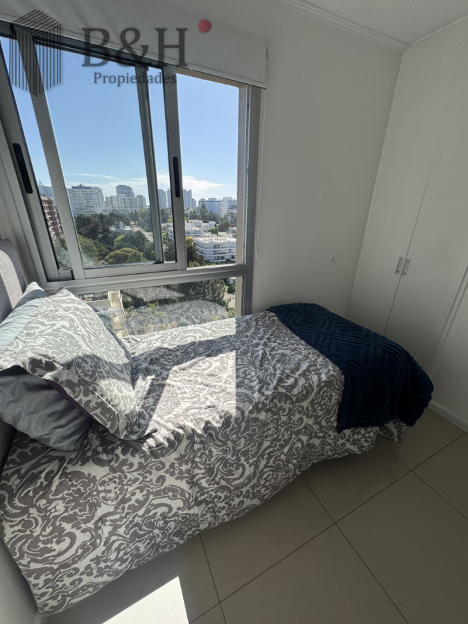 Apartamento ID.6797 - Apartamento de dos dormitorios en venta  Punta del este  