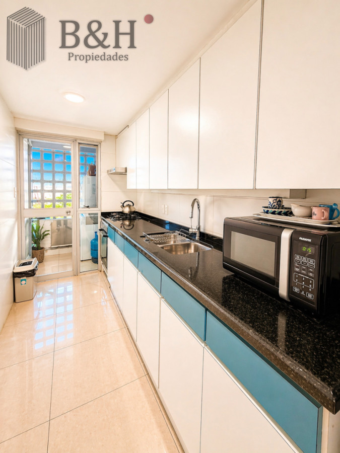 Apartamento ID.7037 - Apartamento de dos dormitorios en venta en Peninsula , Punta del Este
