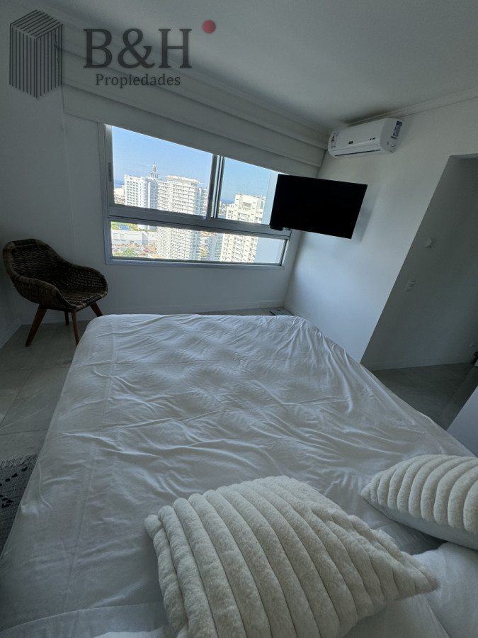 Apartamento ID.4404 - Espectacular Penthouse en Venta en Punta del Este  