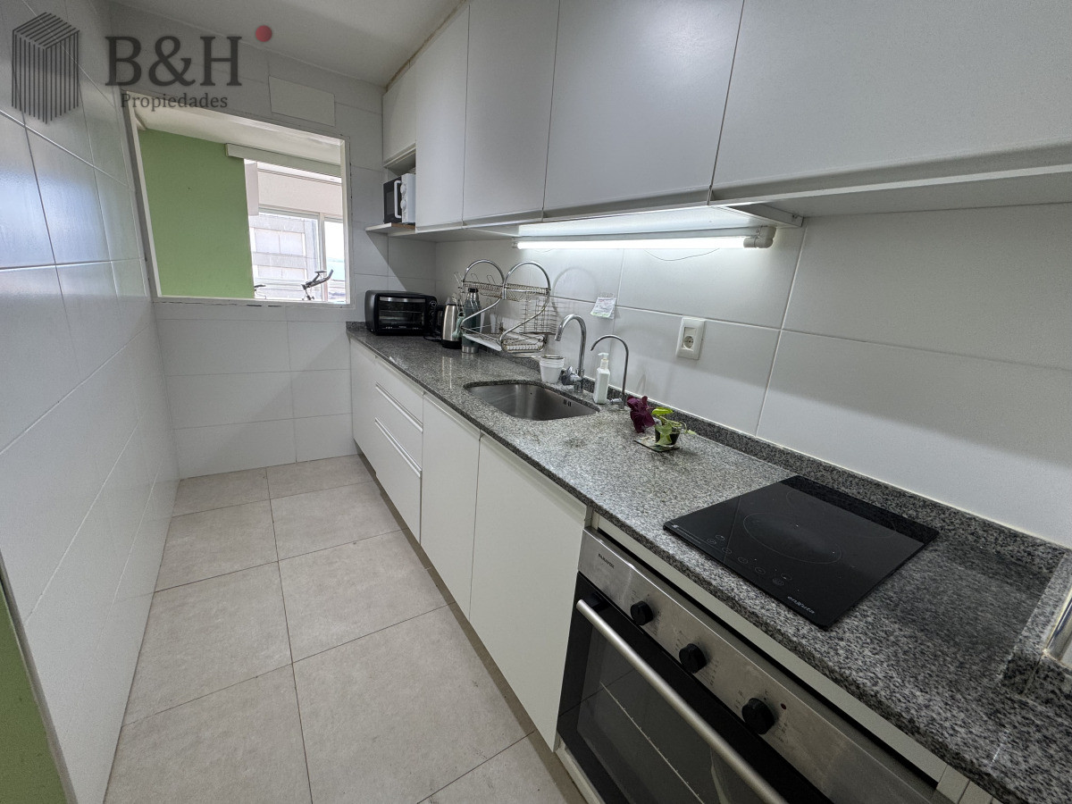 Apartamento ID.5862 - Apartamento de dos dormitorios en venta en Peninsula , Punta del Este 