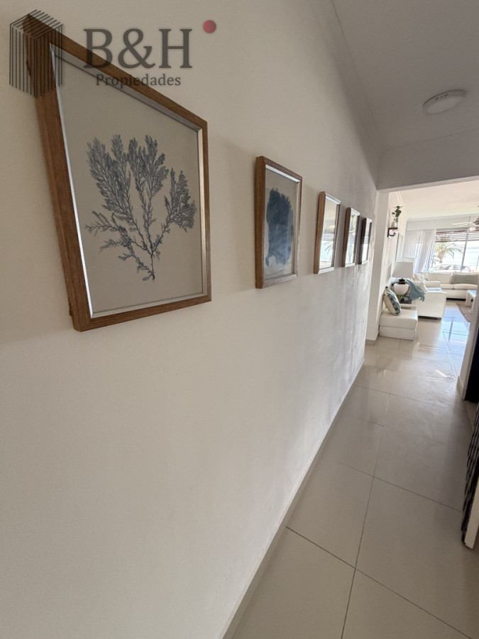 Apartamento ID.6836 - Apartamento de 3 dormitorios en Venta en Punta del Este PENINSULA