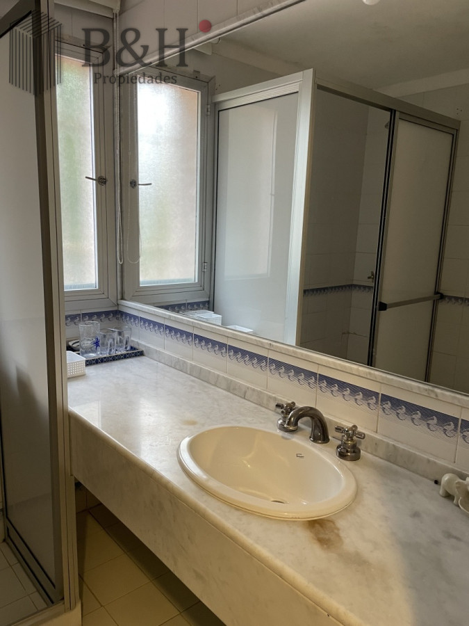 Apartamento ID.4110 - Apartamento en venta en Punta del Este OPORTUNIDAD BAJO DE PRECIO