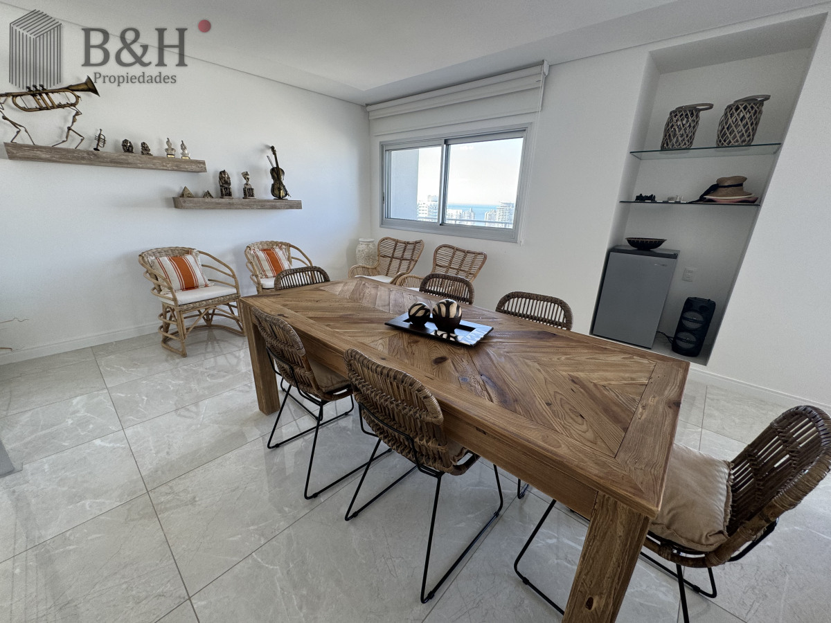Apartamento ID.4404 - Espectacular Penthouse en Venta en Punta del Este  