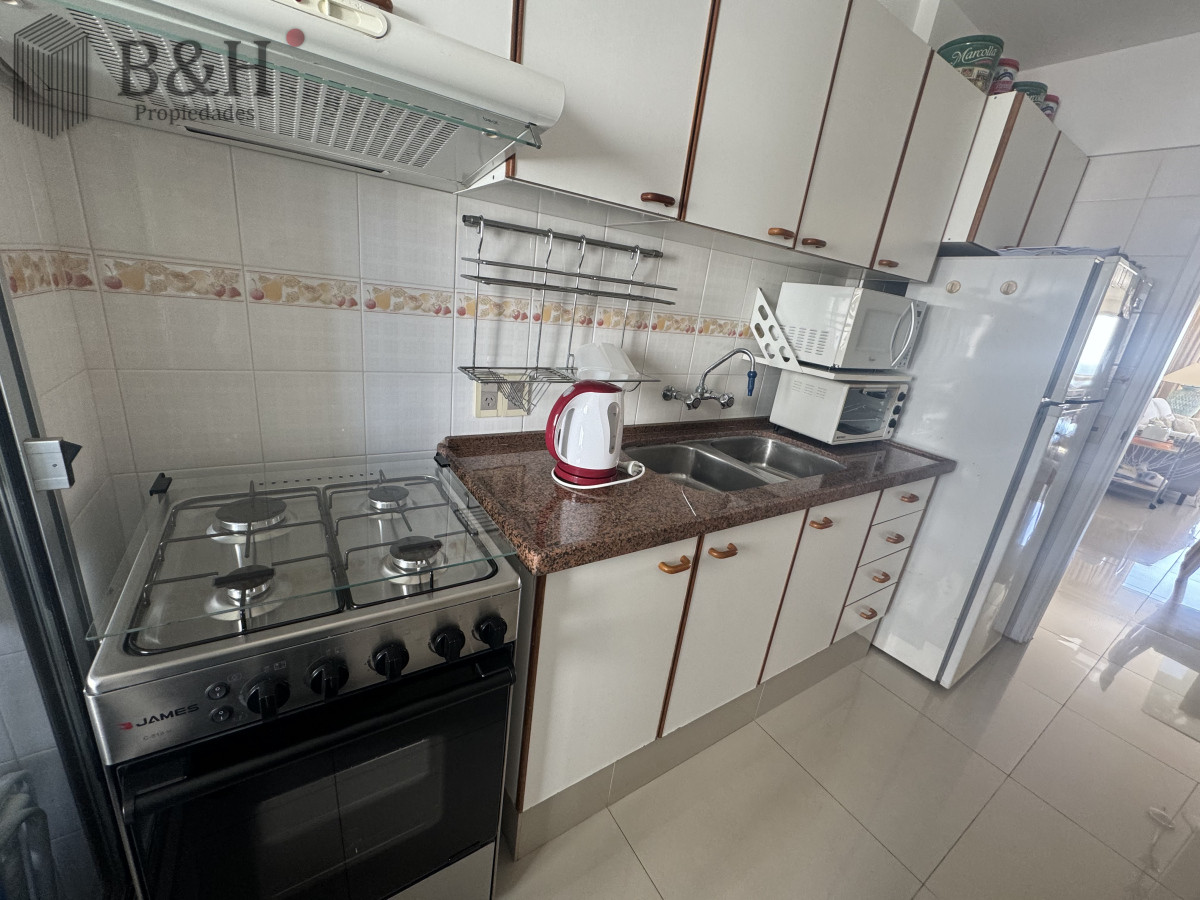 Apartamento ID.2959 - Apartamento en venta de 3 dormitorios en Aidy Grill , Punta del Este 
