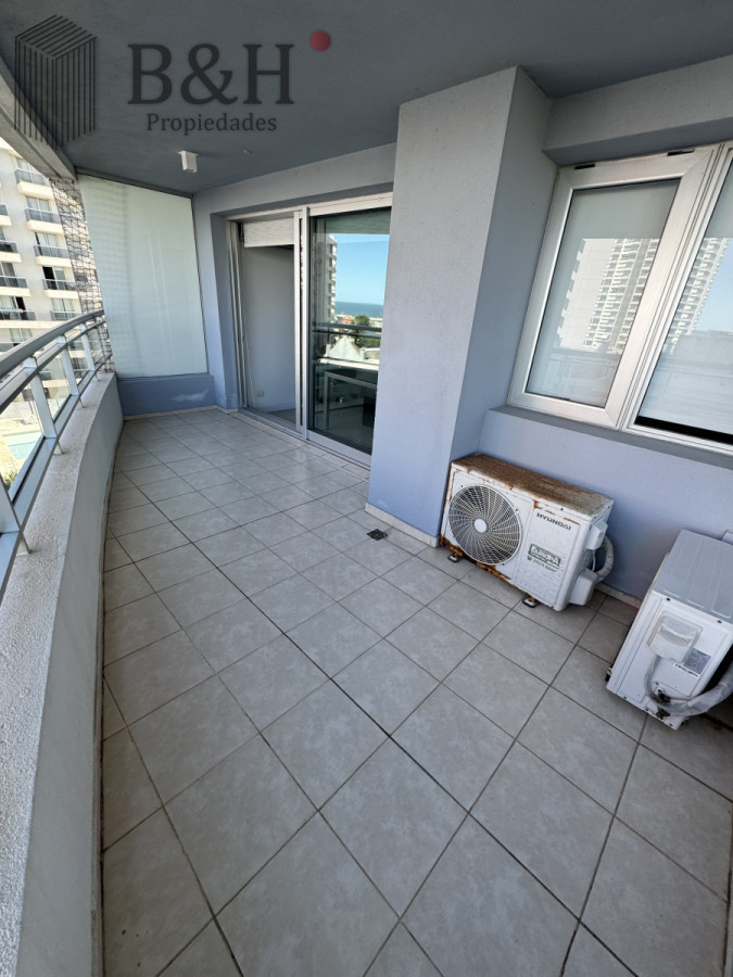 Apartamento ID.8119 - Apartamento de 2 dormitorios en venta en Punta del Este 