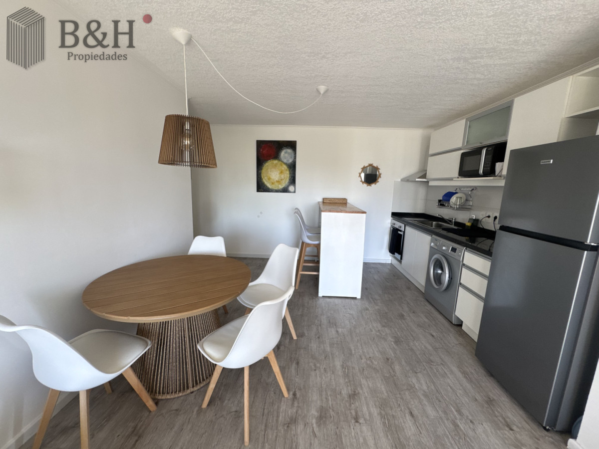 Apartamento ID.6797 - Apartamento de dos dormitorios en venta  Punta del este  
