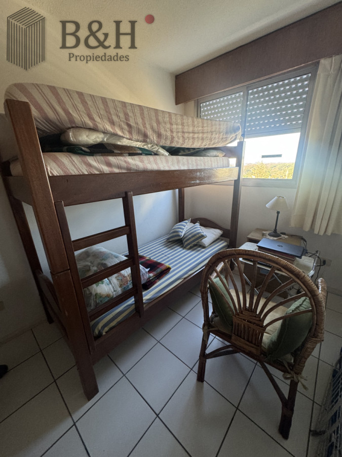 Apartamento ID.7008 - Apartamento de 3 dormitorios en venta en Punta del Este, Roosevelt 