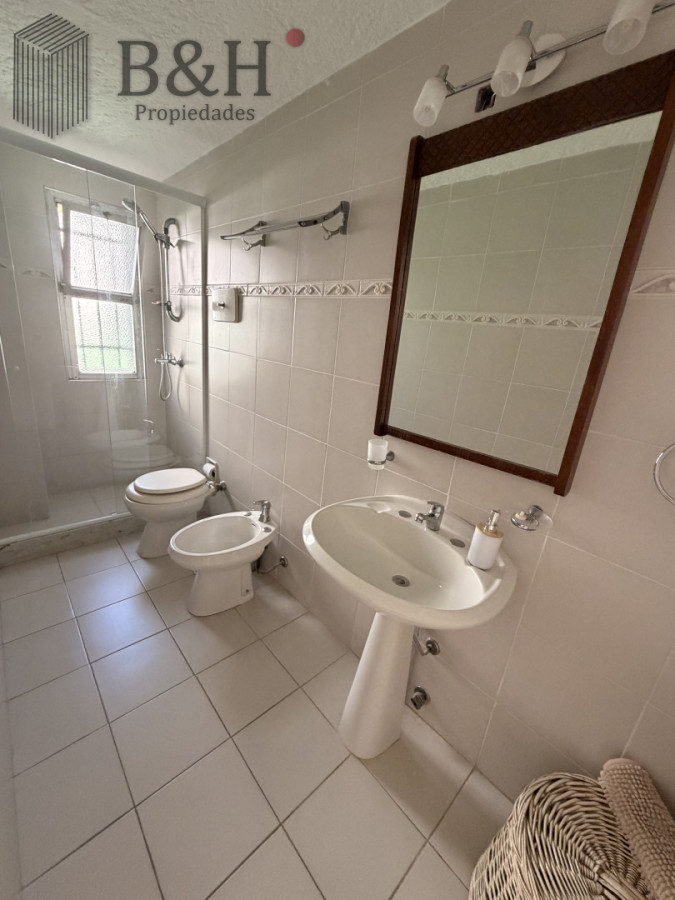 Apartamento ID.6836 - Apartamento de 3 dormitorios en Venta en Punta del Este PENINSULA