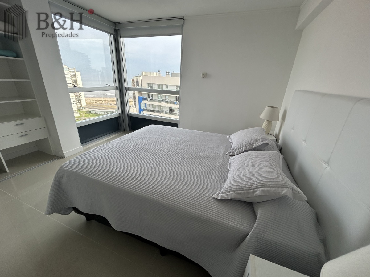 Apartamento ID.3052 - Apartamento en venta Sobre Chiverta - Punta del Este