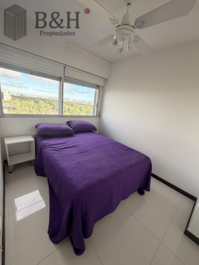 Apartamento ID.7007 - Oportunidad en Roosevelt, apartamento de 3 dormitorios , reciclado 