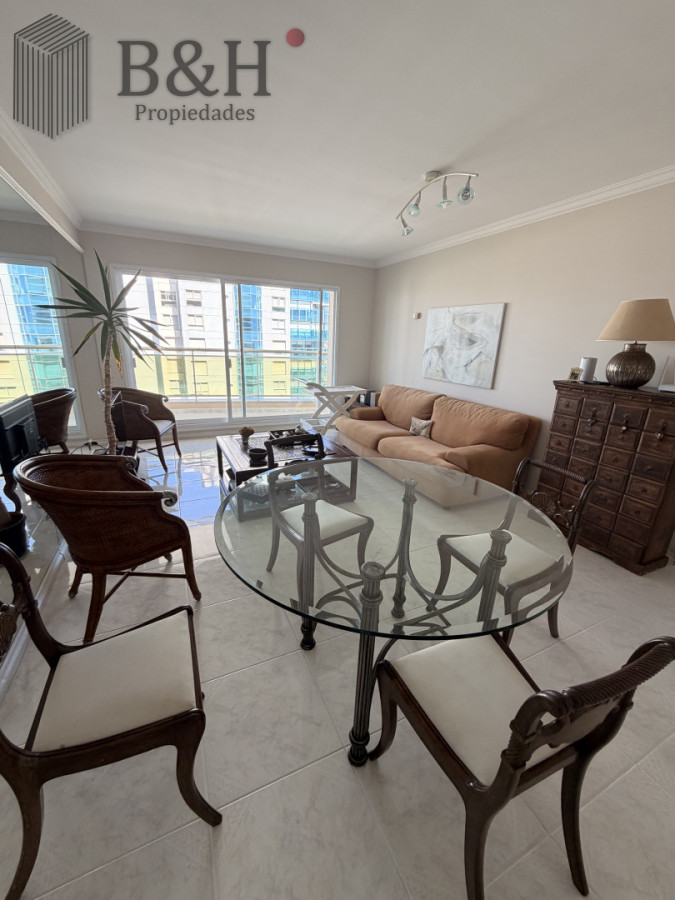 Apartamento en venta en Coral Tower 3 dormitorios , Paya Mansa - BYH6847A