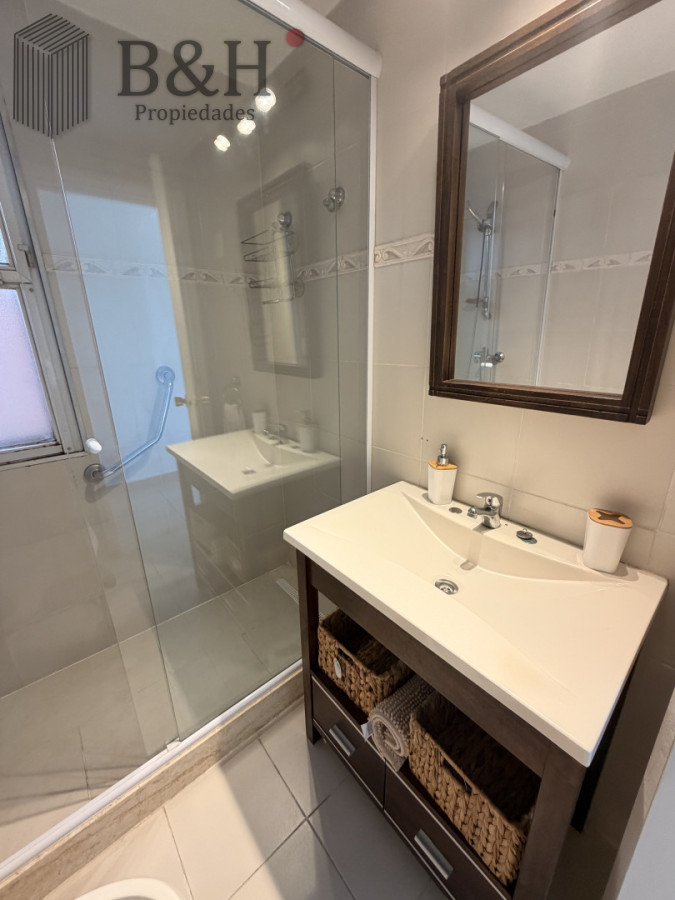 Apartamento ID.6836 - Apartamento de 3 dormitorios en Venta en Punta del Este PENINSULA