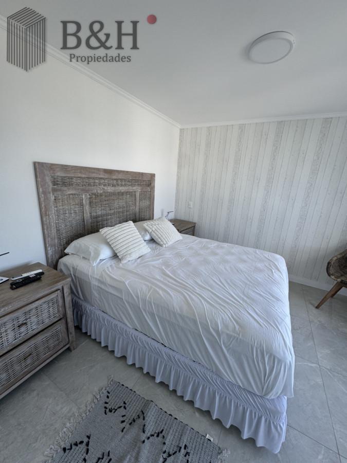 Apartamento ID.4404 - Espectacular Penthouse en Venta en Punta del Este  