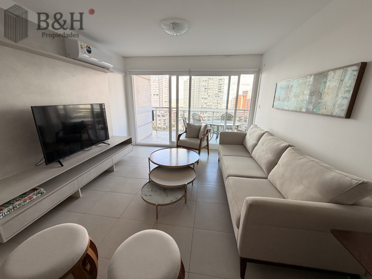 Apartamento ID.6952 - Apartamento de dos dormitorios en venta en Punta del Este
