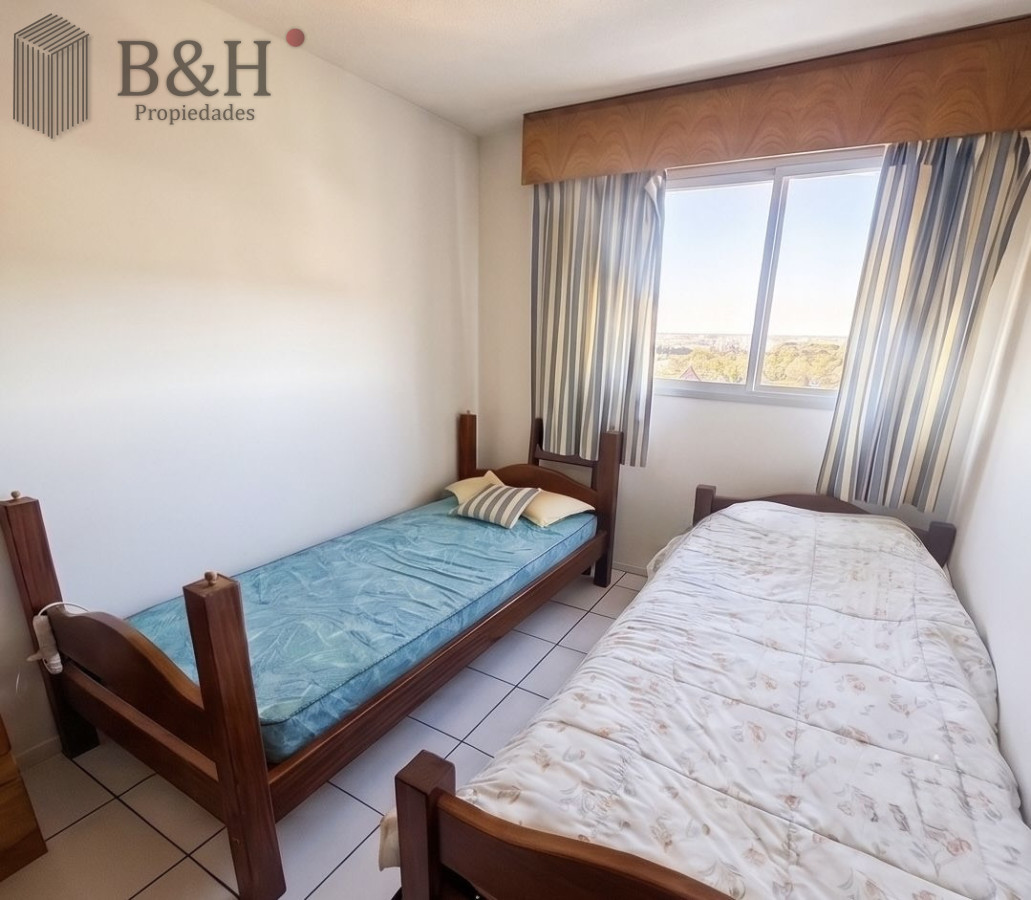 Apartamento ID.7008 - Apartamento de 3 dormitorios en venta en Punta del Este, Roosevelt 