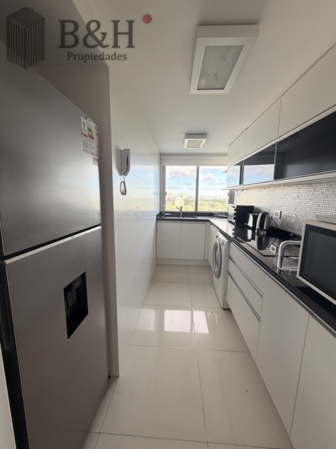 Apartamento ID.7007 - Oportunidad en Roosevelt, apartamento de 3 dormitorios , reciclado 