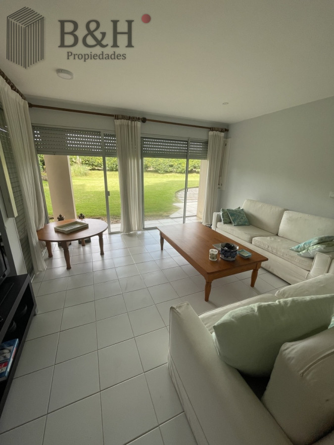 Apartamento ID.4110 - Apartamento en venta en Punta del Este OPORTUNIDAD BAJO DE PRECIO
