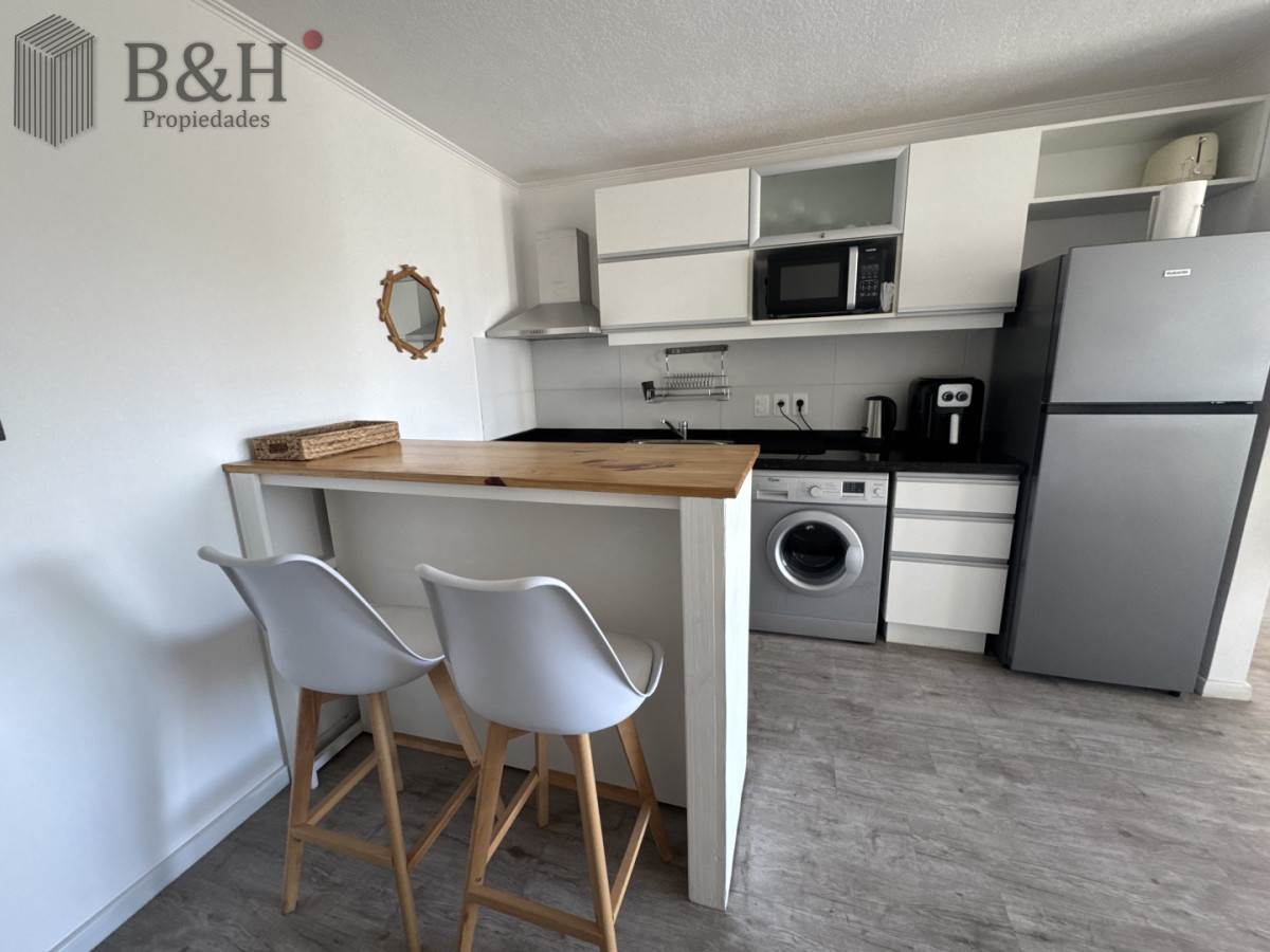 Apartamento ID.6797 - Apartamento de dos dormitorios en venta  Punta del este  