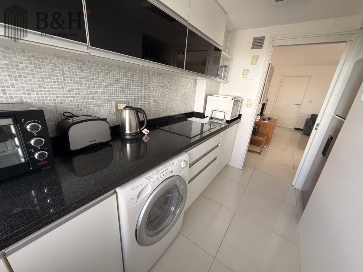 Apartamento ID.7007 - Oportunidad en Roosevelt, apartamento de 3 dormitorios , reciclado 