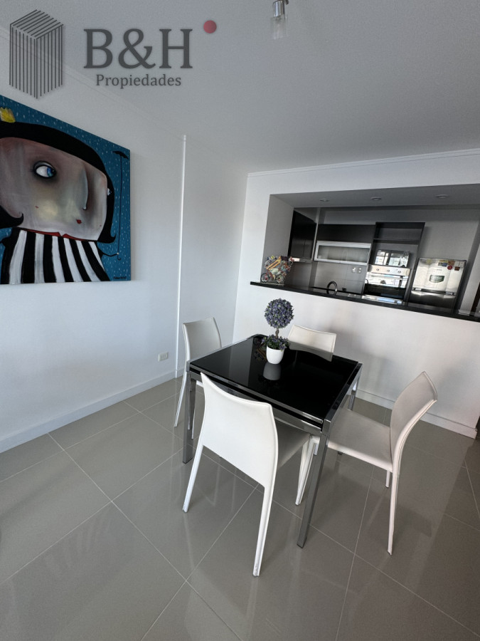 Apartamento ID.8119 - Apartamento de 2 dormitorios en venta en Punta del Este 