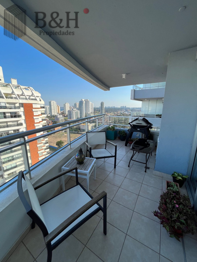 Apartamento ID.4253 - Apartamento de 3 dormitorios en Punta del Este 