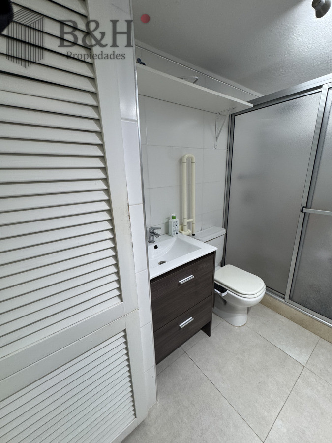 Apartamento ID.5862 - Apartamento de dos dormitorios en venta en Peninsula , Punta del Este 