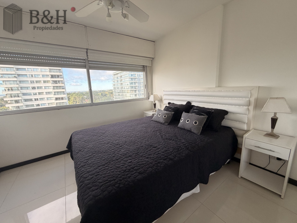 Apartamento ID.7007 - Oportunidad en Roosevelt, apartamento de 3 dormitorios , reciclado 