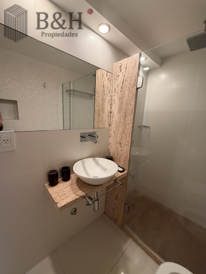 Apartamento ID.7007 - Oportunidad en Roosevelt, apartamento de 3 dormitorios , reciclado 