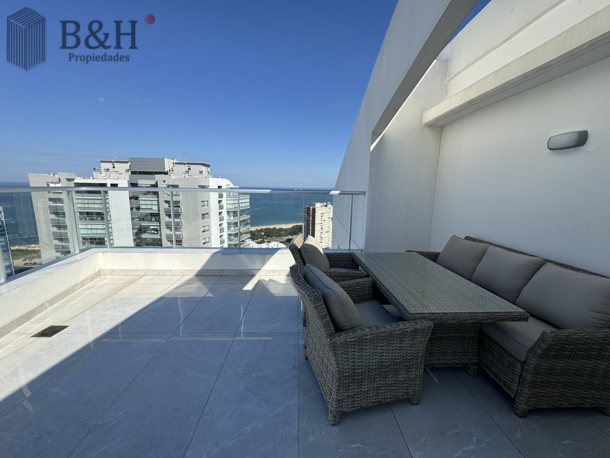 Apartamento ID.4404 - Espectacular Penthouse en Venta en Punta del Este  