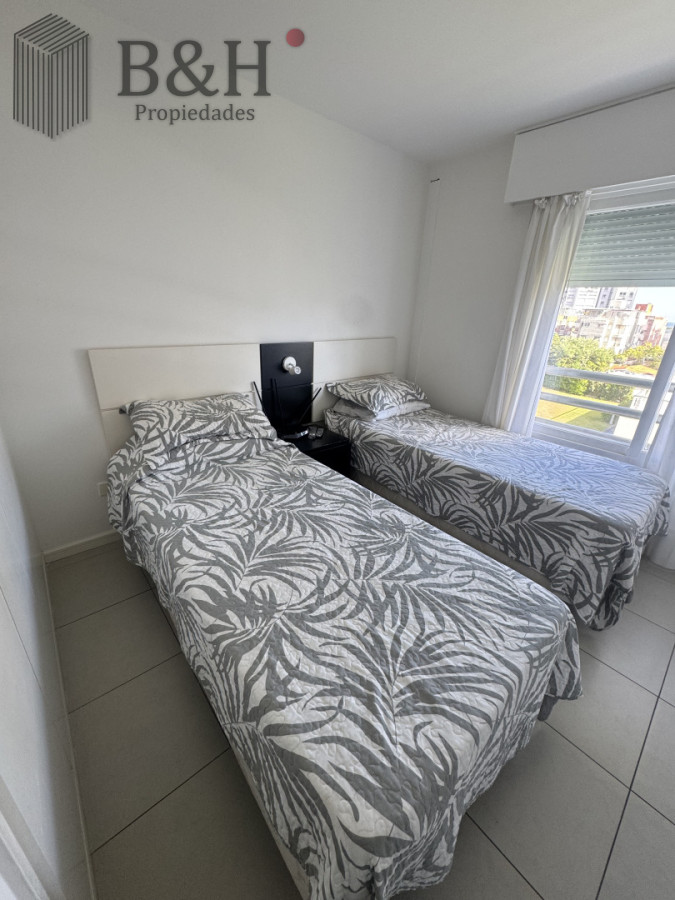 Apartamento ID.6220 - Apartamento de 3 dormitorios en venta en Punta del Este