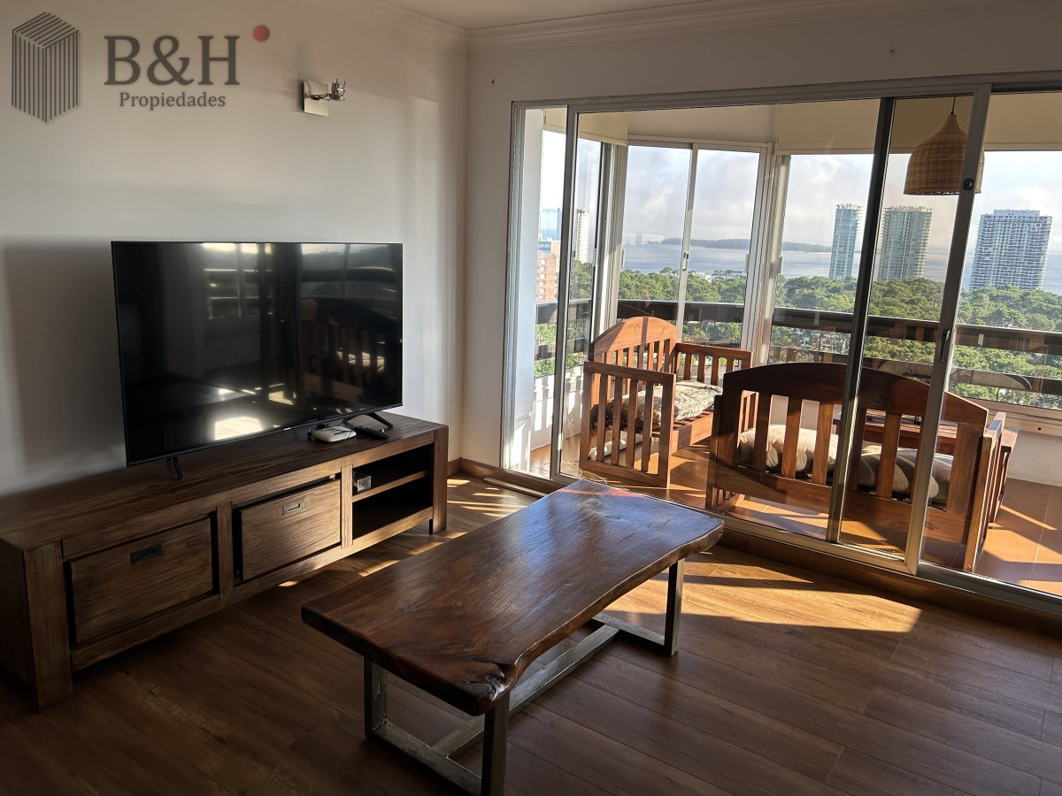 Apartamento ID.6431 - Excelente apartamento en venta en Punta del Este 