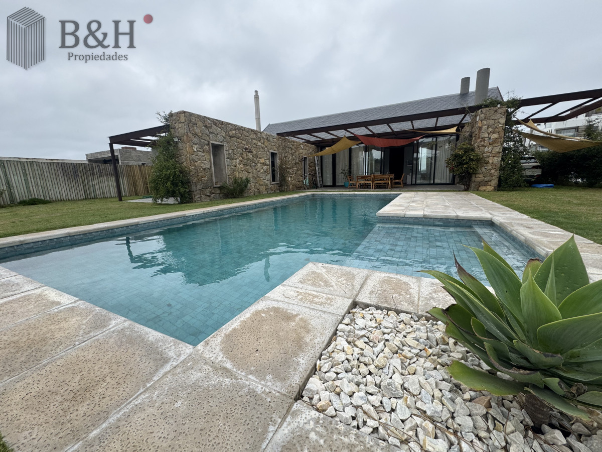 Casa ID.5857 - Casa en alquiler temporal playa Brava 