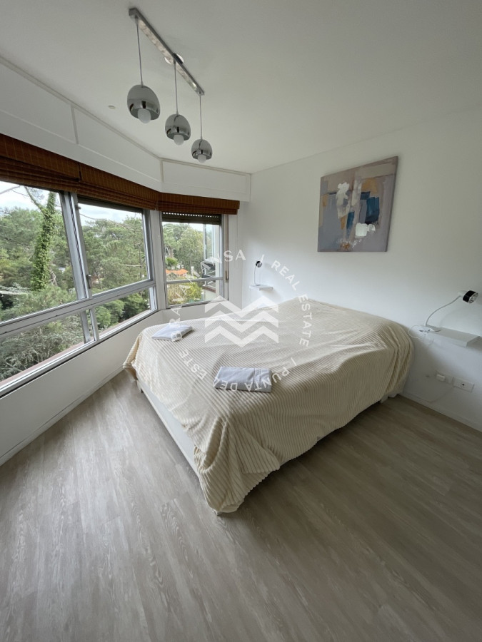 Apartamento ID.85 - Apartamento en Roosevelt - Punta del Este 3 dormitorios y dependencia 