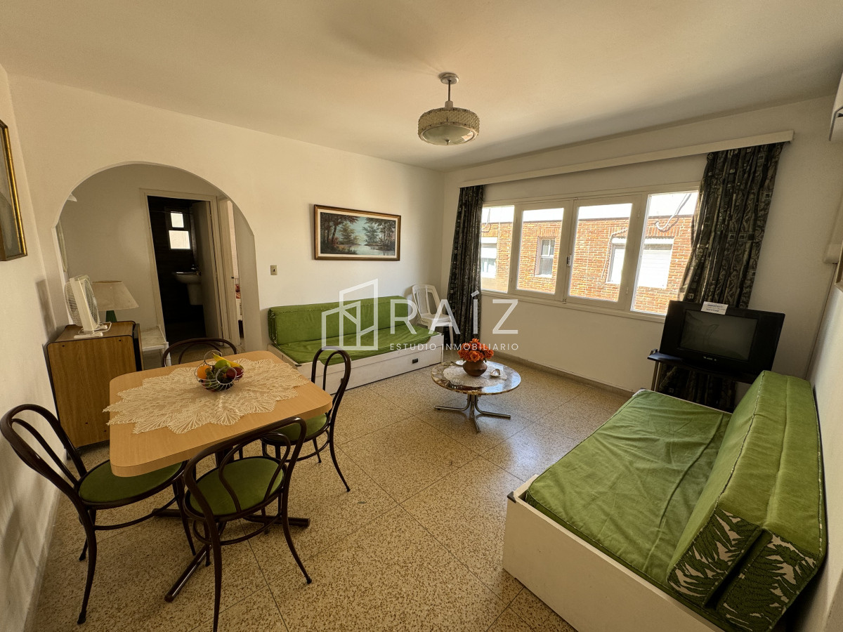 Apartamento ID.10280 - Apartamento en venta de 1 dormitorio en la Peninsula , Punta del Este 