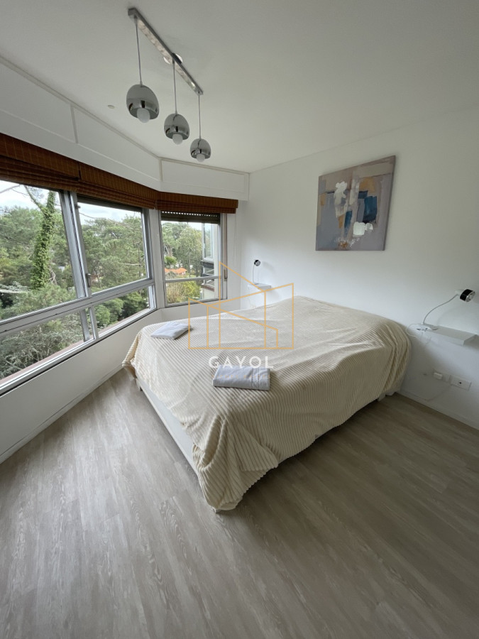 Apartamento ID.156 - Apartamento en Roosevelt - Punta del Este 3 dormitorios y dependencia 