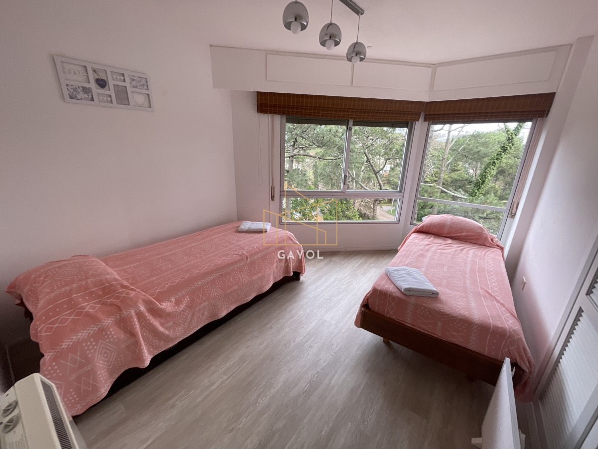 Apartamento ID.156 - Apartamento en Roosevelt - Punta del Este 3 dormitorios y dependencia 