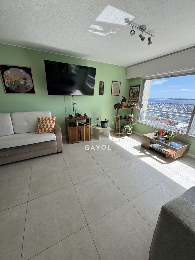 Apartamento ID.933 - Apartamento de dos dormitorios en venta en Peninsula , Punta del Este 