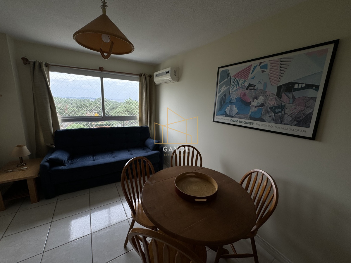 Apartamento ID.286 - Apartamento de 1 dormitorio en venta en Torre con servicios 