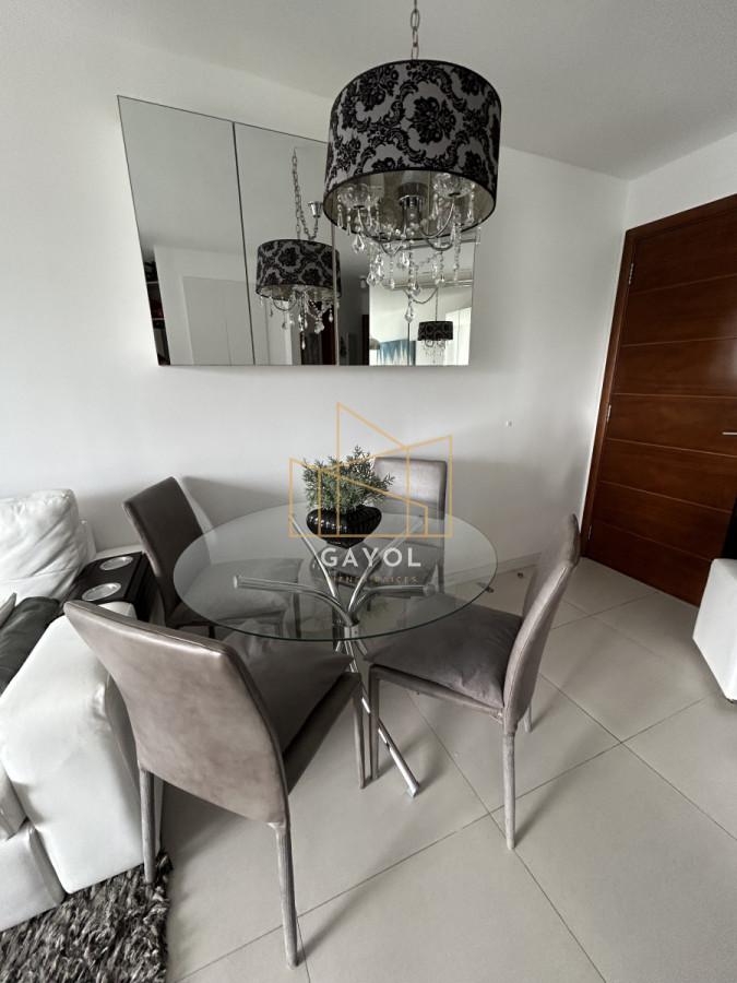 Apartamento ID.195 - Apartamento de dos dormitorios en venta en zona del Puerto de Punta del Este 