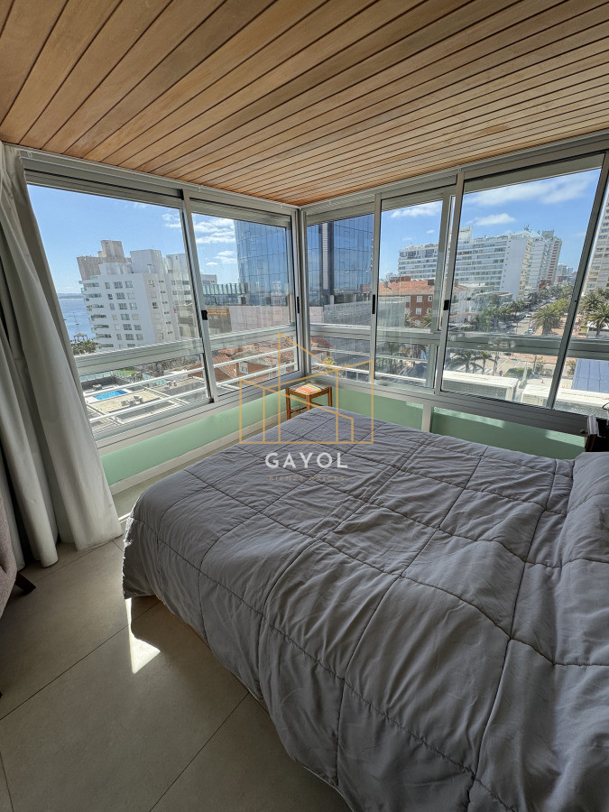 Apartamento ID.933 - Apartamento de dos dormitorios en venta en Peninsula , Punta del Este 