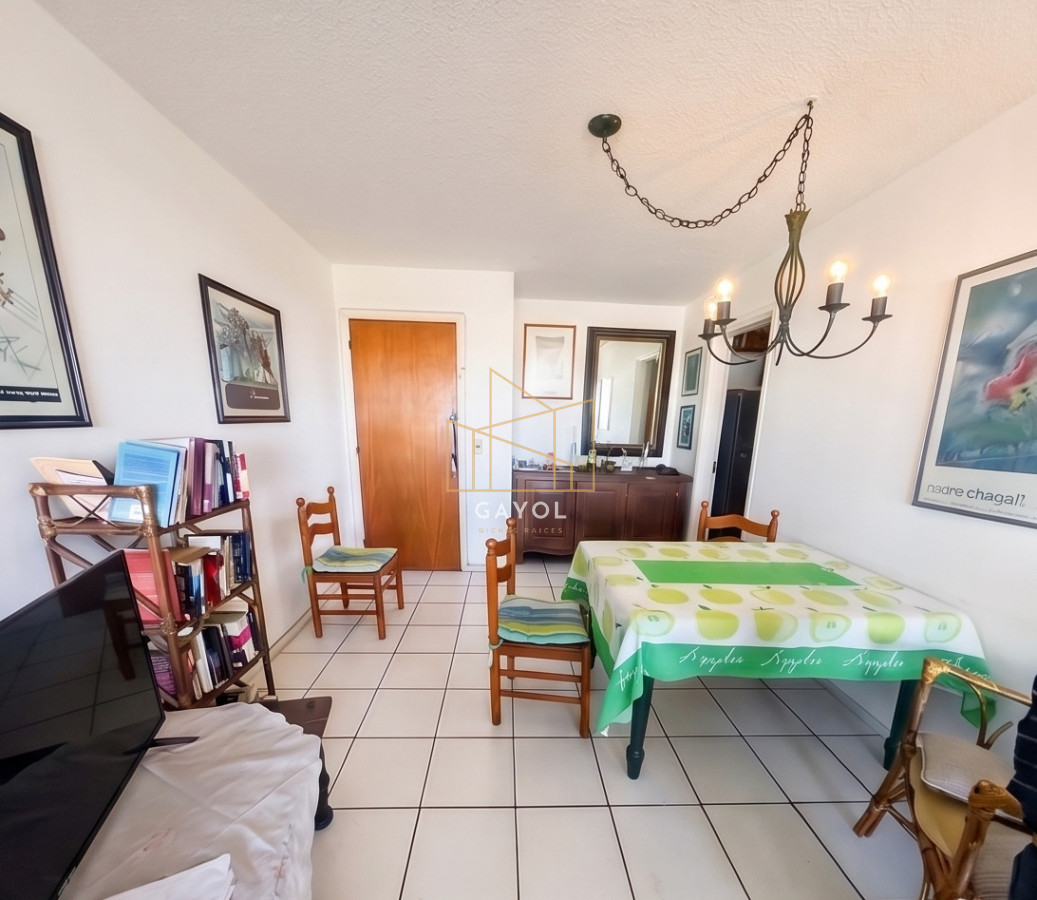 Apartamento ID.1235 - Apartamento de 3 dormitorios en venta en Punta del Este, Roosevelt 